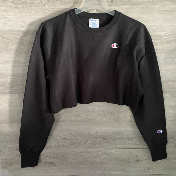 Champion Tops - Champion Reverse Weave Boxy Crop Pullover